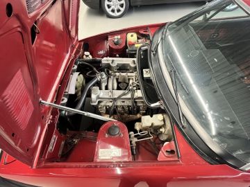 Triumph TR7